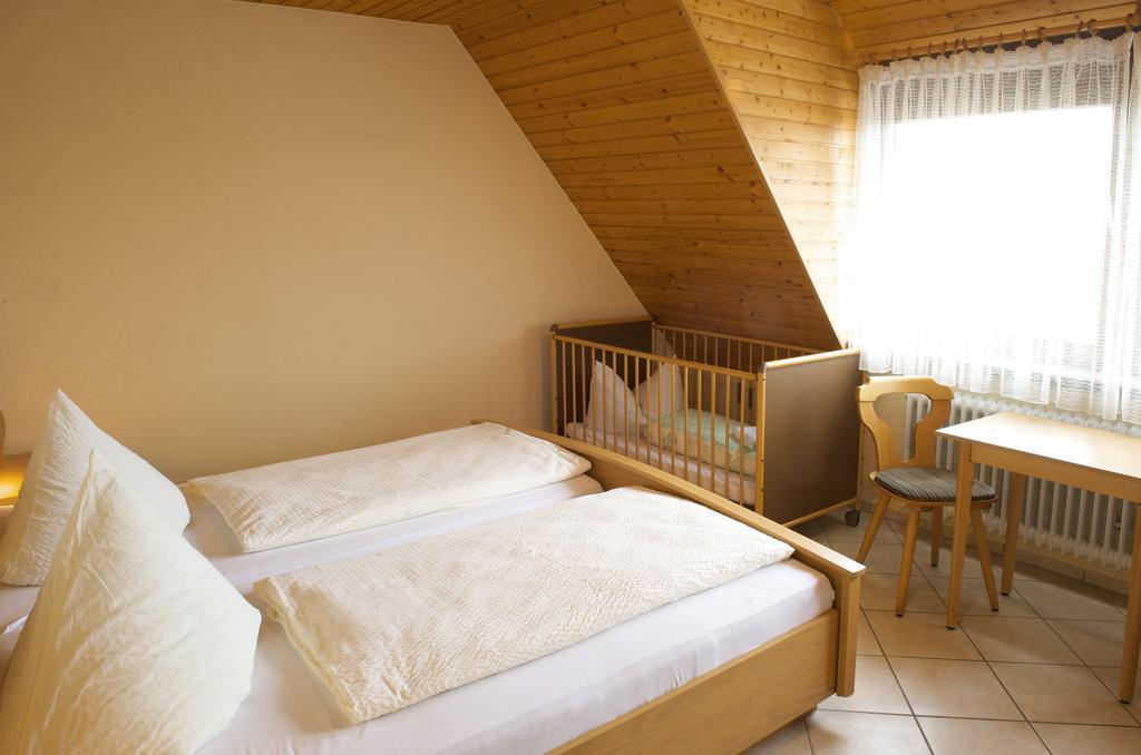 Gasthof Zum Kreuz Neuenburg am Rhein Chambre photo